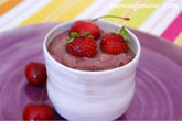 Mousse de fresas y cerezas